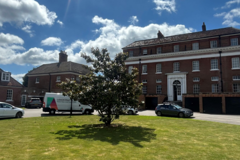 undefined, Calcot Court, Reading RG31