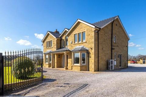 4 bedroom detached house for sale, Whalley Road, Salmesbury PR5