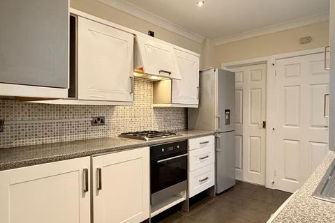 2 bedroom terraced house to rent, Phillip Street, Manselton, SA5