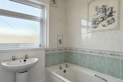 2 bedroom terraced house to rent, Phillip Street, Manselton, SA5