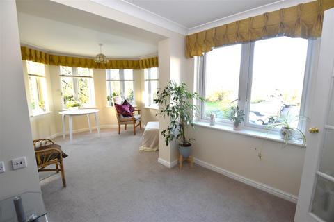 1 bedroom retirement property for sale, Coachman Court, Ashingdon Road, Rochford