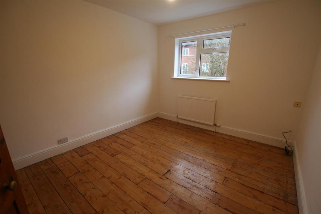 Portlandst,62bed1.JPG