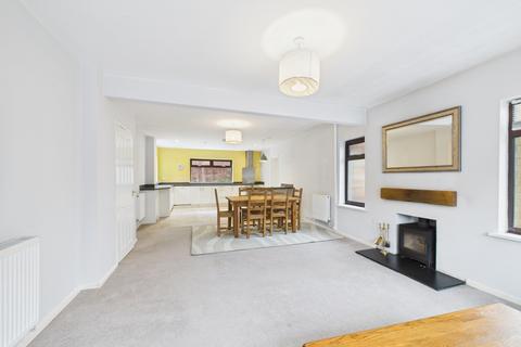 undefined, Riverside Close, Cheltenham, Gloucestershire, GL52