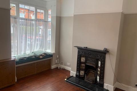 2 bedroom terraced house to rent, Rowheath Road, B30