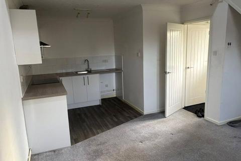 1 bedroom flat to rent, Nightingale Close, Mildenhall, IP28