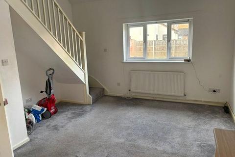 1 bedroom flat to rent, Nightingale Close, Mildenhall, IP28
