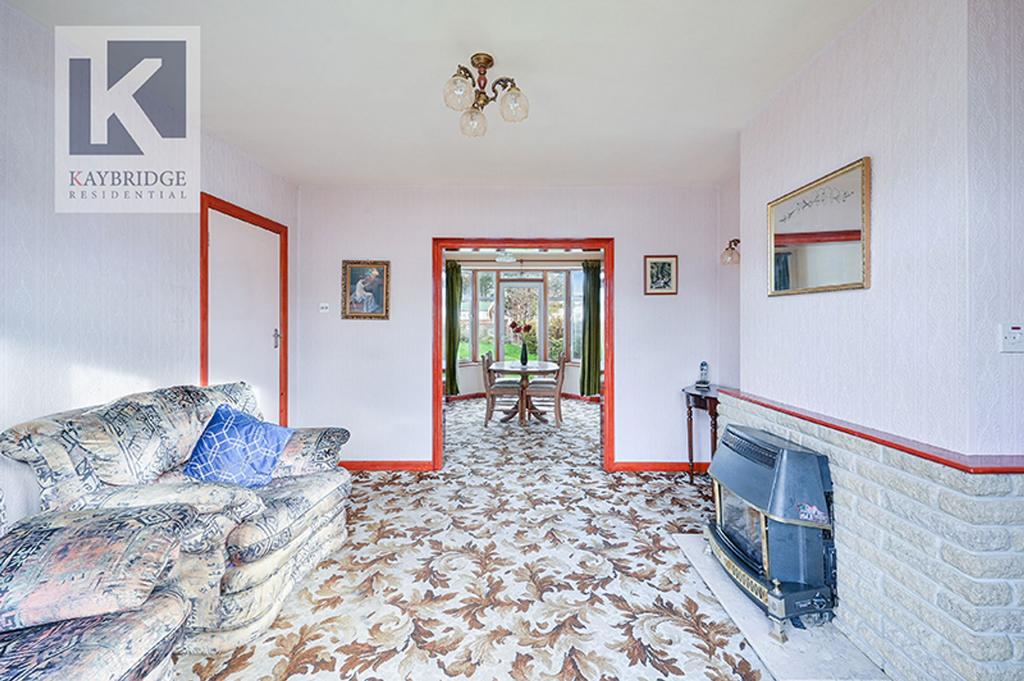Walsingham Gardens, Epsom - KT19 0 LX