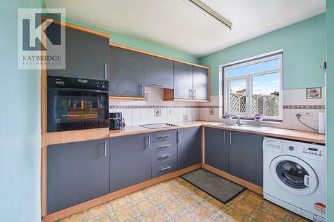 3 bedroom semi-detached house for sale, Walsingham Gardens, Epsom, KT19