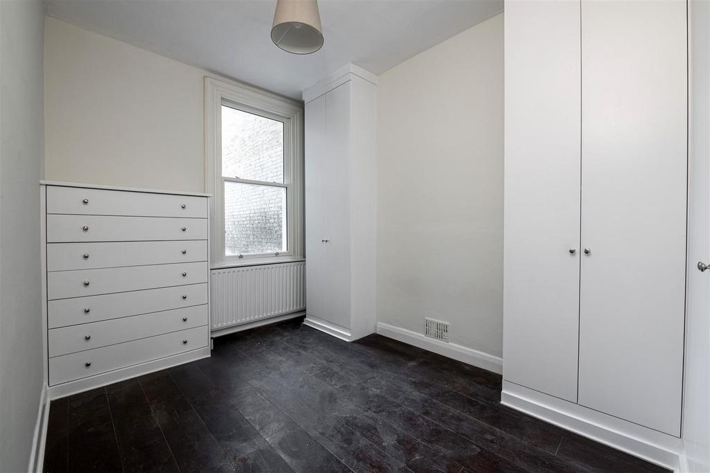 Gff 14 Meon Rd Bed.jpg