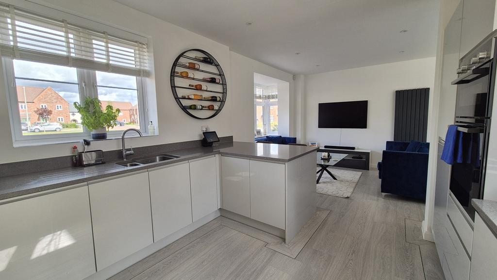 Open Plan Living/Kitchen/Diner