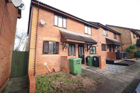 2 bedroom semi-detached house to rent, Ashmores Close, Redditch