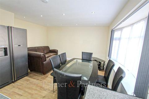 4 bedroom end of terrace house to rent, Leam Close, Colchester, Essex, CO4