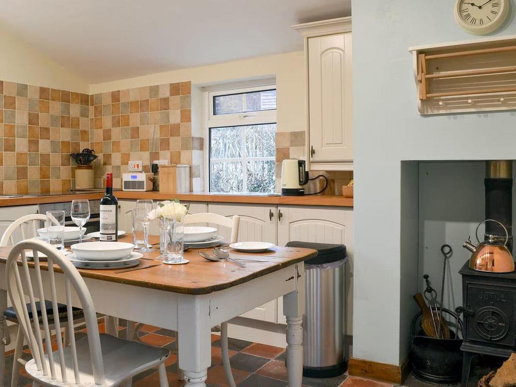 Kitchen log burner.jpg