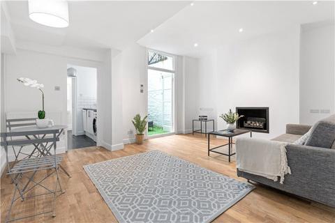 1 bedroom apartment for sale, Kempsford Gardens, London, SW5