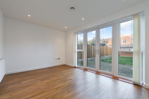 undefined, Reynard Way, Brentford, TW8