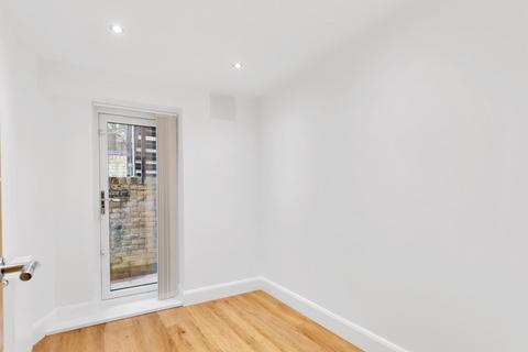 2 bedroom flat to rent, Newington Green Road, London, N1