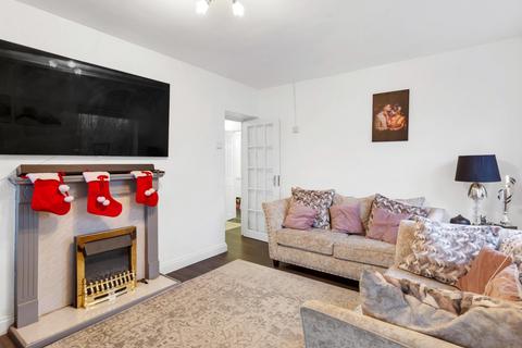 2 bedroom flat to rent, Highbury New Park, London, N5