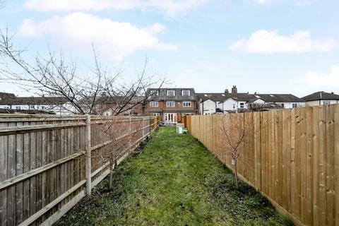 3 bedroom terraced house for sale, Kings Road, Surrey GU7