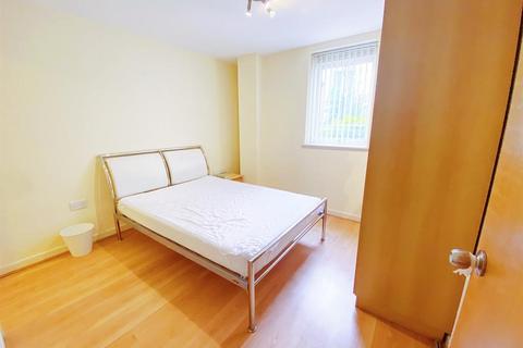 2 bedroom flat to rent, The Helmsley, Aspect 14, Elmwood Lane, Leeds