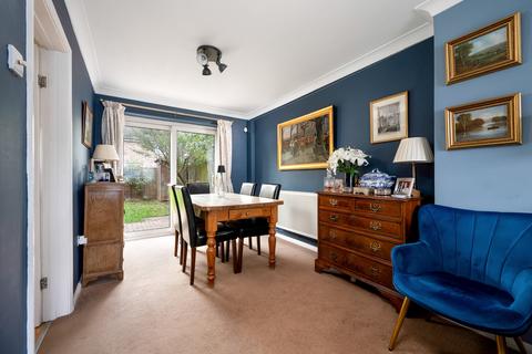 3 bedroom semi-detached house for sale, Moray Close, Stamford