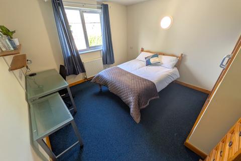1 bedroom in a house share to rent, Russell Road, Nottingham NG7