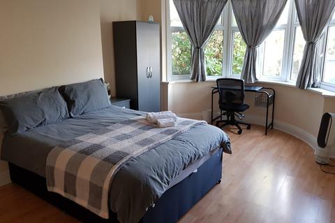 undefined, Watford way, NW44TE