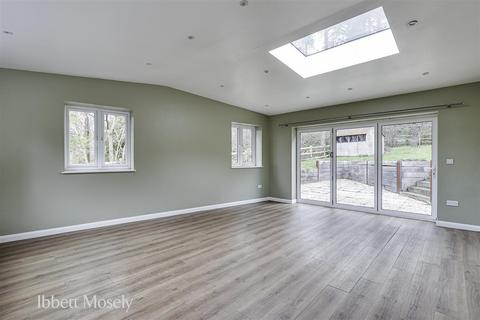 4 bedroom semi-detached house for sale, Westerham Road, Westerham TN16