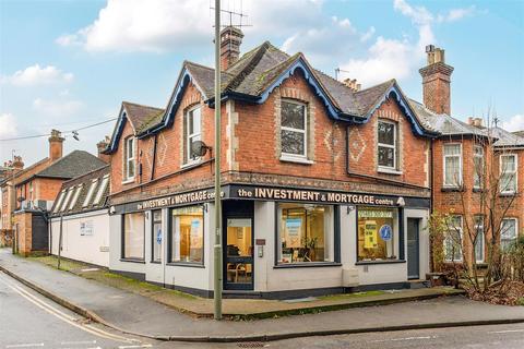 undefined, Epsom Road, Merrow