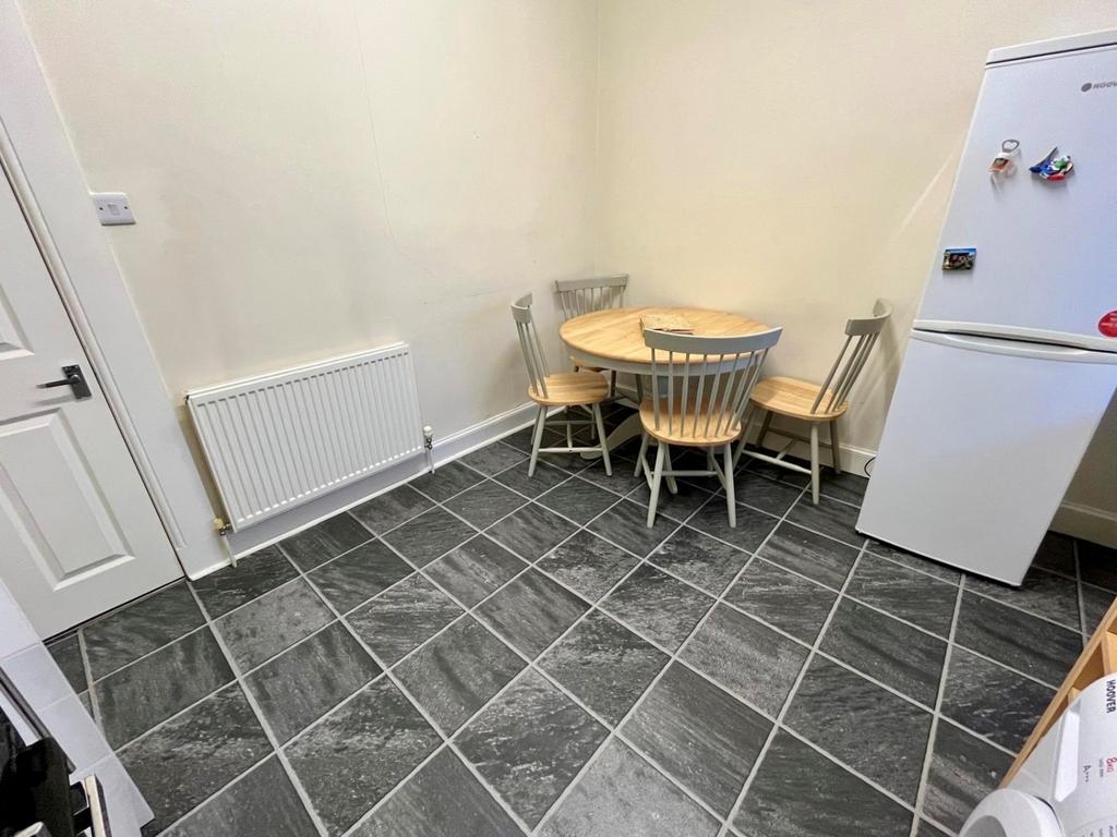 Kitchen 4