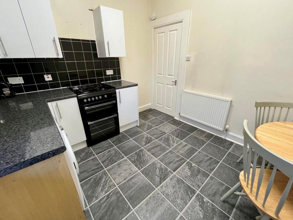 Kitchen 3
