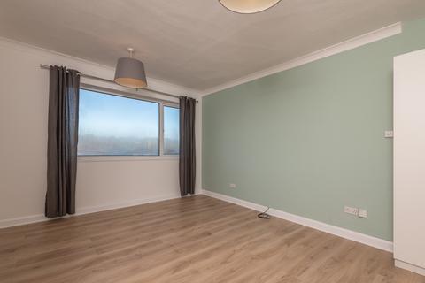 2 bedroom flat to rent, Gledhow Park Avenue, Leeds LS7