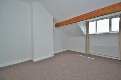 3 bedroom terraced house to rent, Zermatt Street, Leeds LS7