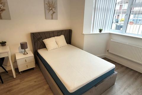undefined, Room 1 Windermere Road, Patchway