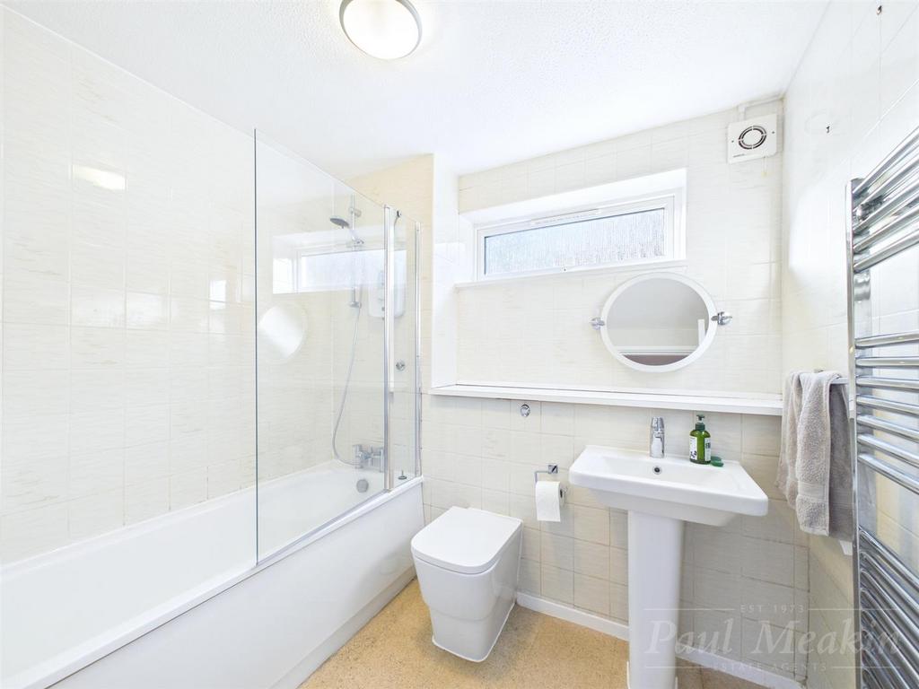 Bathroom .jpg