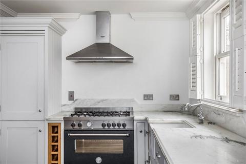 4 bedroom end of terrace house to rent, Manor Street, Berkhamsted HP4