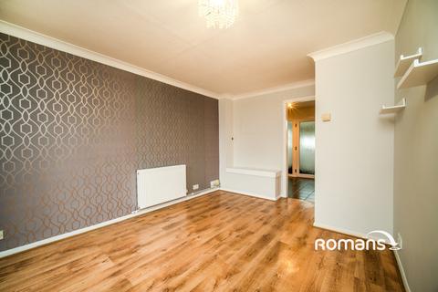2 bedroom terraced house to rent, Pinewood Park, Farnborough, Hampshire, GU14
