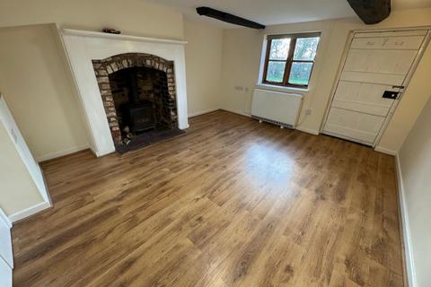 1 bedroom semi-detached house to rent, Hanbury Rd  Hanbury  WR9 7DY