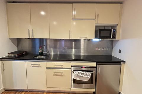 1 bedroom apartment to rent, 94 The Quays, Salford, Lancashire, M50