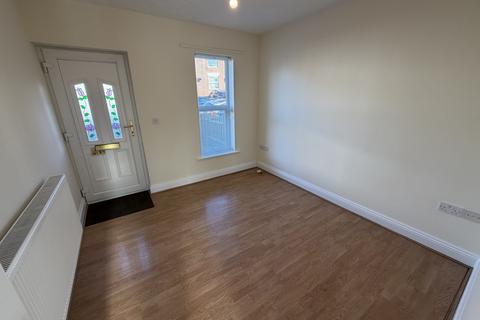 1 bedroom end of terrace house to rent, Shirley