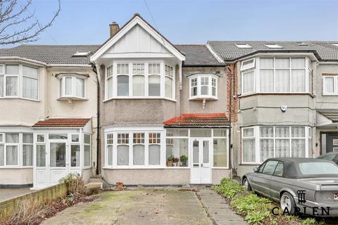 3 bedroom terraced house for sale, Lynton Crescent, Ilford