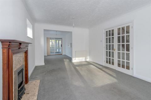 undefined, Weirfield Green, Taunton