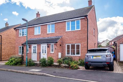 3 bedroom semi-detached house to rent - Sheens Meadow, Newnham GL14
