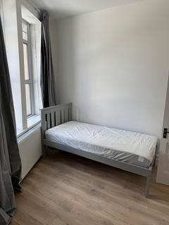 1 bedroom in a house share to rent, Manor Road, Fishponds BS16