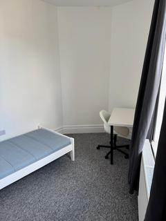 1 bedroom in a house share to rent, Manor Road, Fishponds BS16