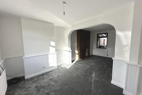 2 bedroom terraced house to rent, Just off B4366, Bethel, LL55