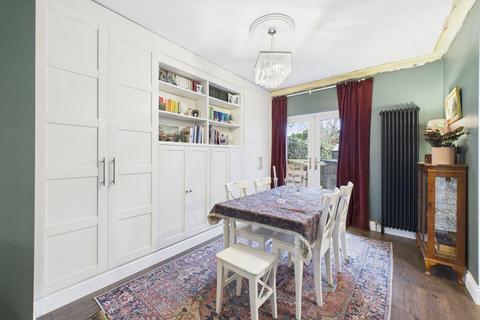 4 bedroom semi-detached house for sale, Shelburne Road, Calne SN11