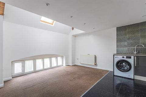 undefined, Redlaver Street, Cardiff CF11