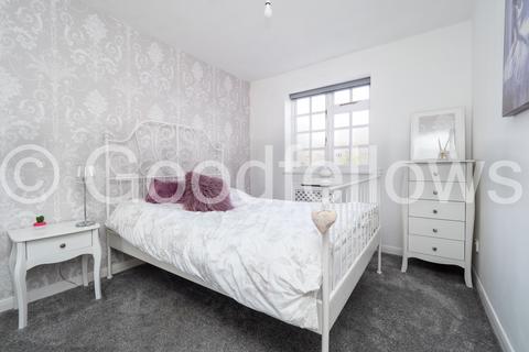 undefined, Heron Court, Mitcham CR4