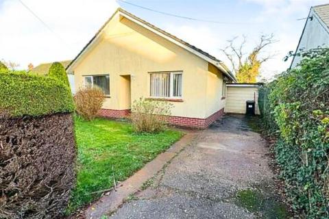 3 bedroom detached bungalow to rent, Huxnor Road, Kingskerswell, Newton Abbot