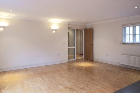 2 bedroom apartment to rent, Crescent Road, Kent TN1